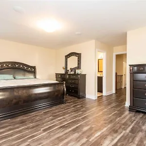 Homestay Jazzy, Mississauga