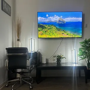 https://apt-entire-prime-downtown-location-free-underground-parking.calgaryhotelsearch.com